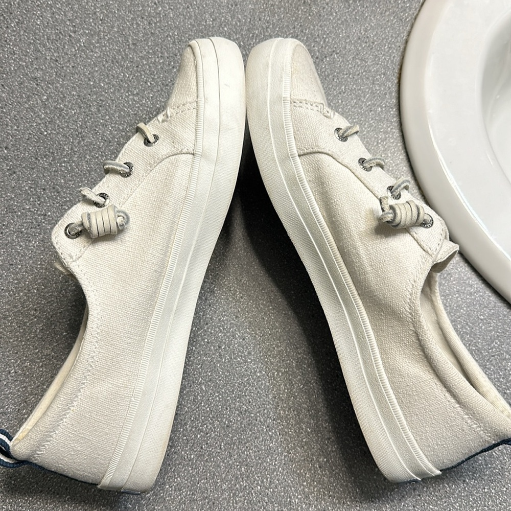Sperry White Sneaker size 9 - Picture 4 of 5